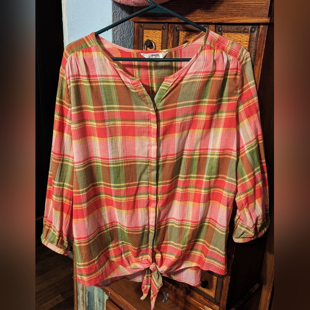 AUA PLUS 16W BLOUSE PINK, GREEN YELLOW, PLEATED BACK, TIE KNOT, PRE-LOVED, CUTE